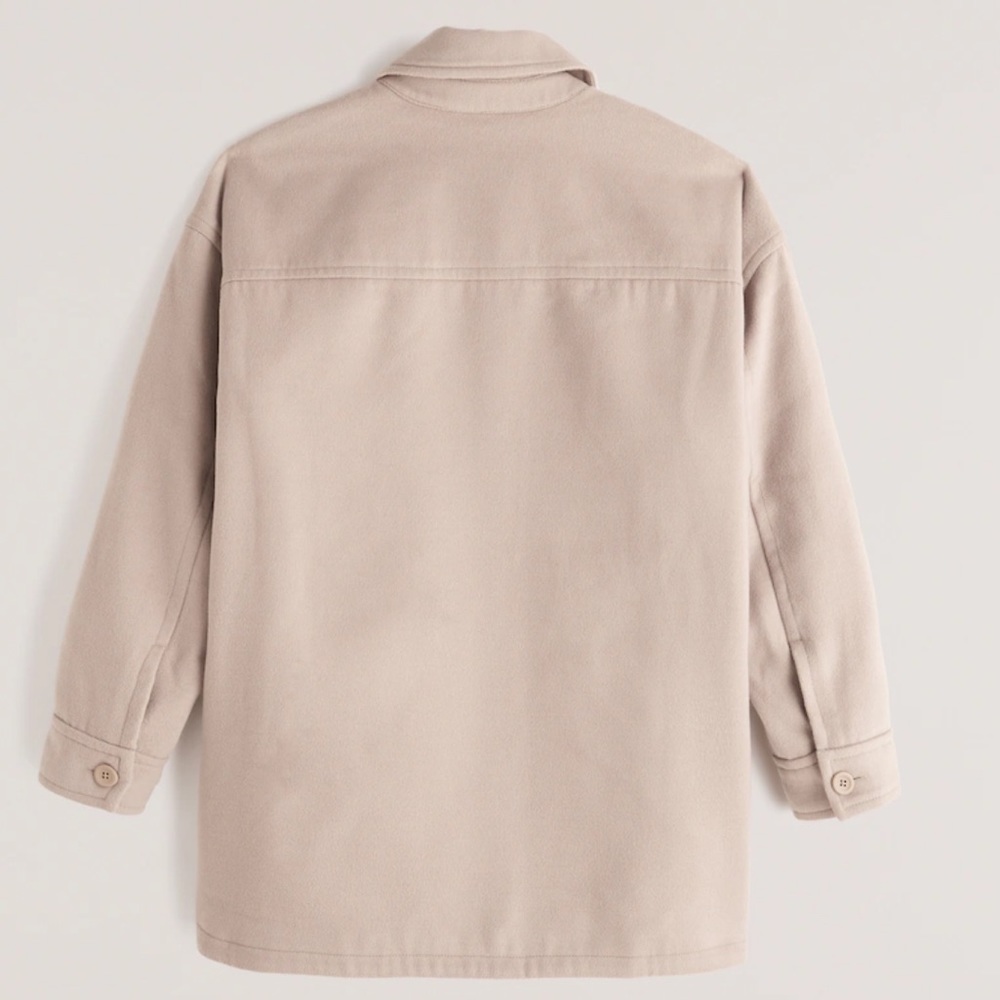 ‼️SOLD‼️Abercrombie & Fitch Oversized Cozy Shirt Jacket - Picture 6 of 7
